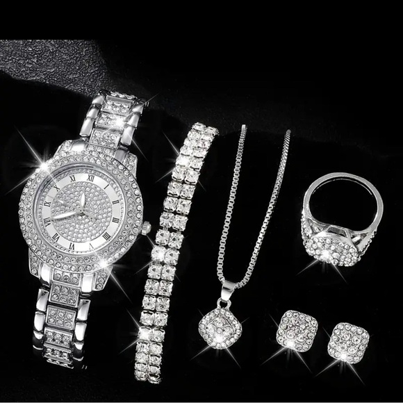 Accessories - Watch set with accessories